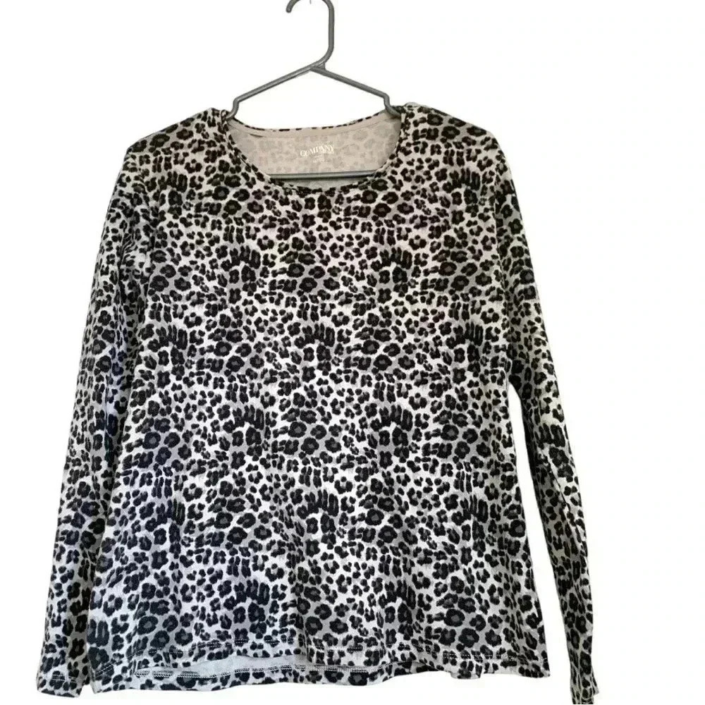 Company by Ellen Tracy, animal print long sleeve tee, size XL. EUC